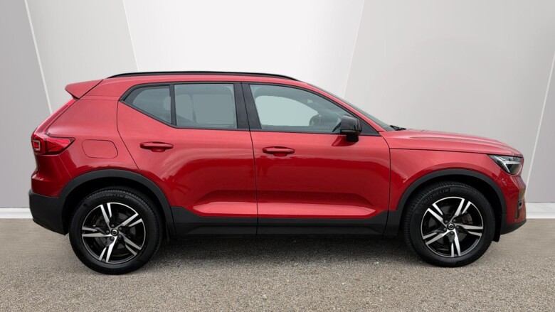 Volvo XC40 2.0 B3P Plus Dark 5dr Auto Petrol Estate